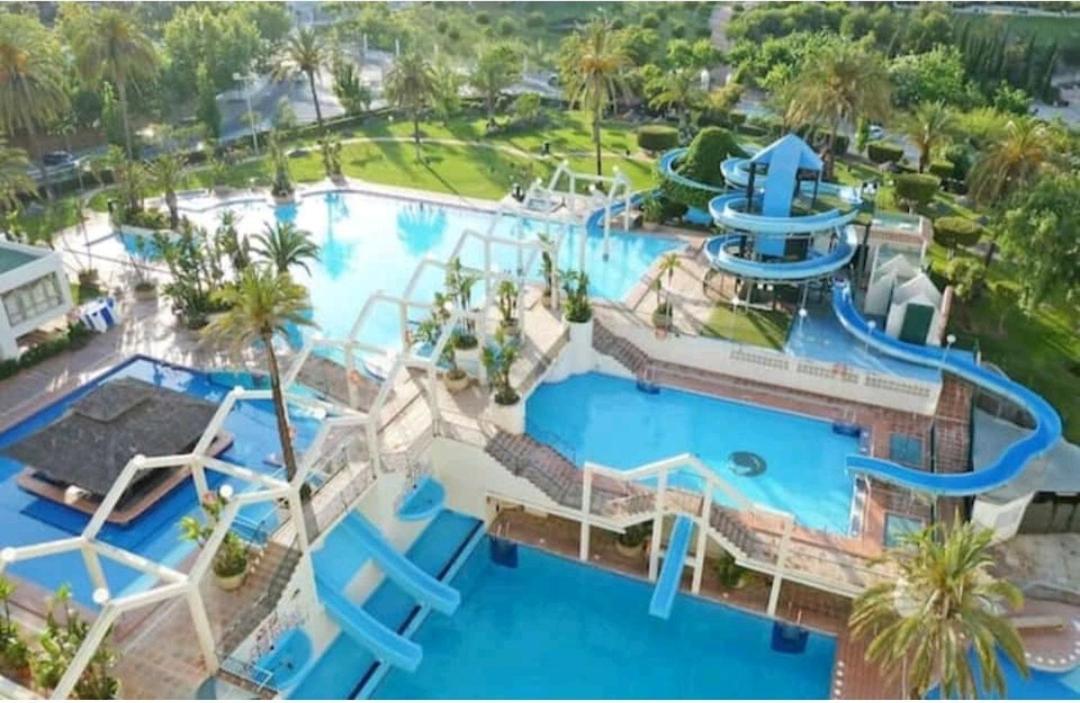 El Estudio De La Playa Benalbeach Vistas Al Mar Benalmádena Exterior foto