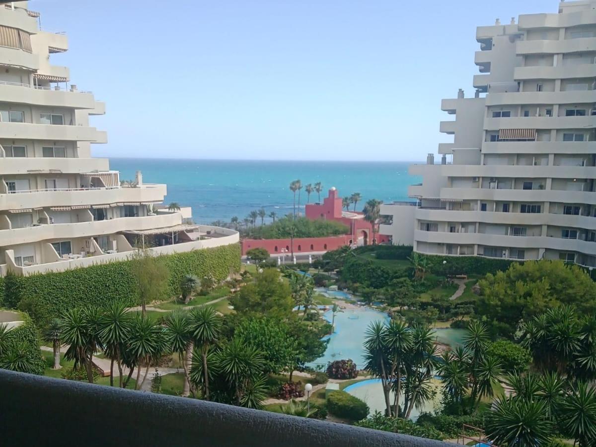 El Estudio De La Playa Benalbeach Vistas Al Mar Benalmádena Habitación foto